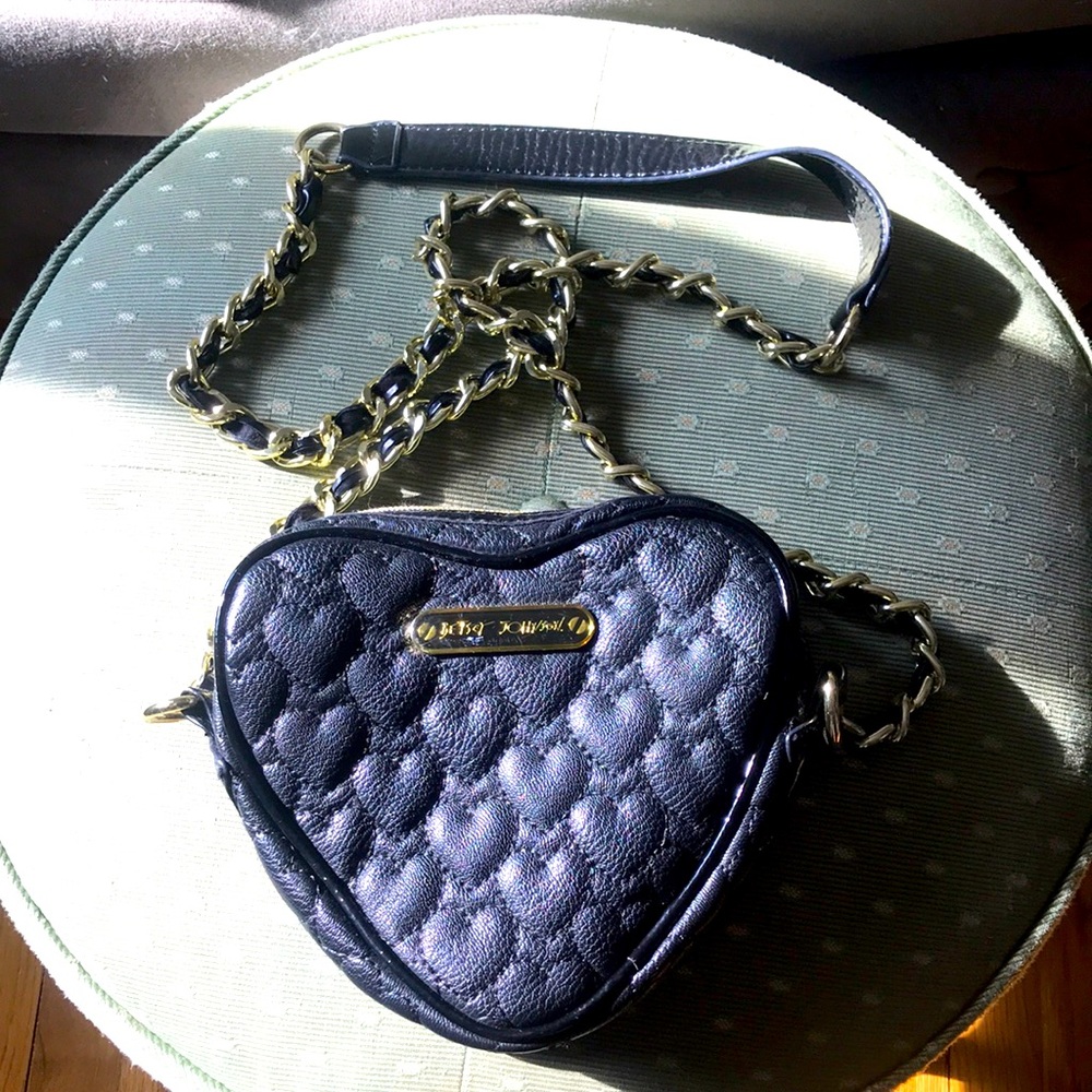 Betsy Johnson black quilted heart crossbody bag